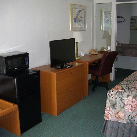 Macomb Inn Quarto foto