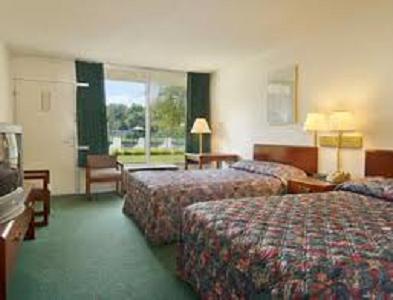 Macomb Inn Quarto foto