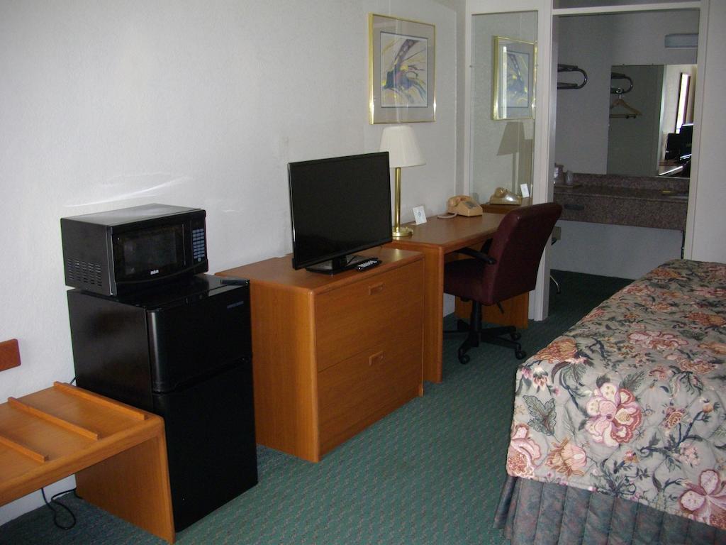 Macomb Inn Quarto foto